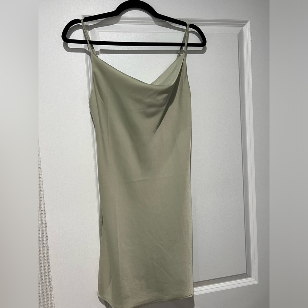 URBAN OUTFITTERS MINI DRESS
